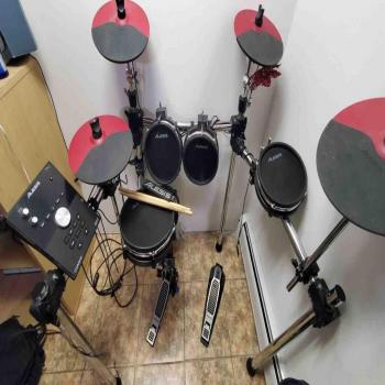 Electric Drumset and Amp