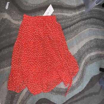 red flower skirt 