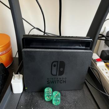 Nintendo Switch w/box