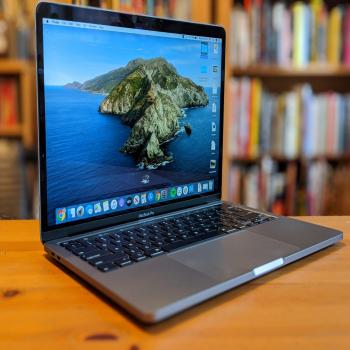 Apple MacBook Pro 13” onches 