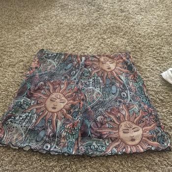 skirt- SIZE large 