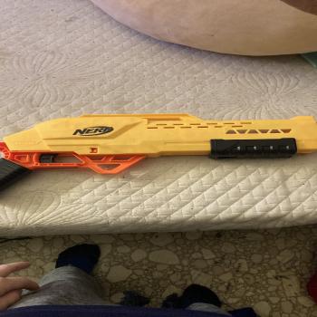 nerf gun and nerf bullets
