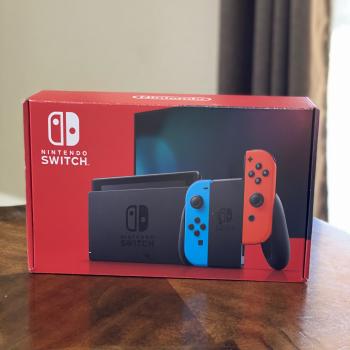 Nintendo Switch 