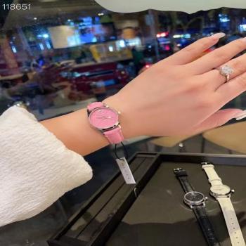Gucci cute watch for women