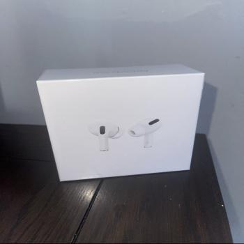 *BEST OFFER* New Apple Airpods