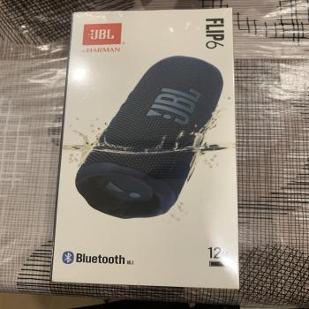 JBL Flip 6 Portable Speaker