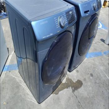 wash and dryer 