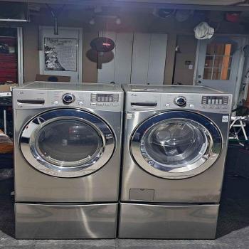 Washer And Dryer LG