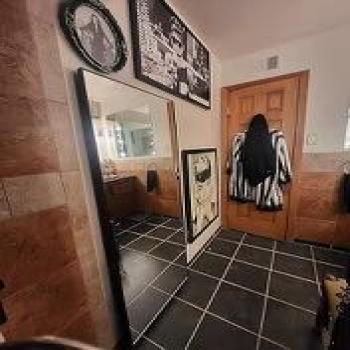 Full body mirror