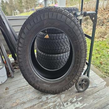 3 37 inch tires