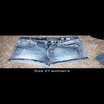 woman’s miss me Jean shorts