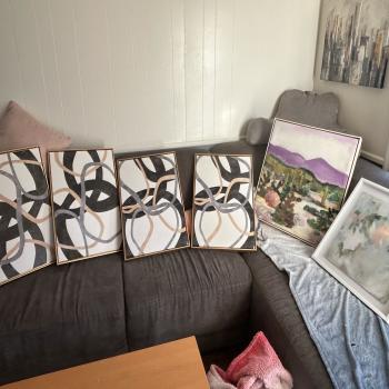 LOT of 6 paintings like new
