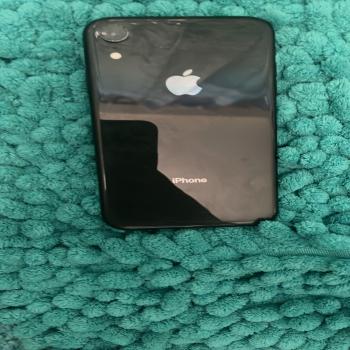 iPhone XR black 