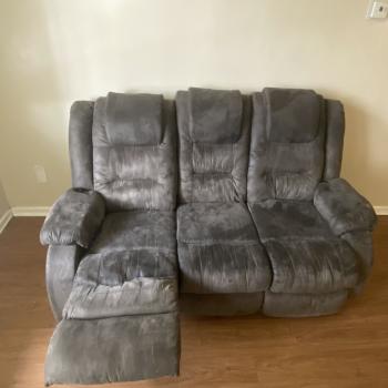 recliner couches 