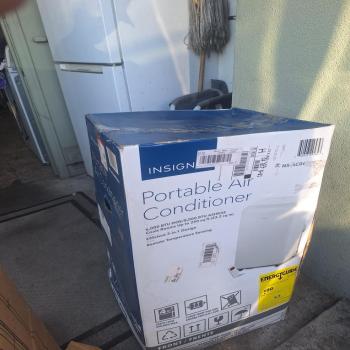 Portable air conditioner