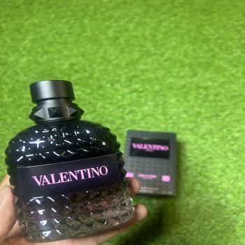 Valentino Born in Roma Cologne