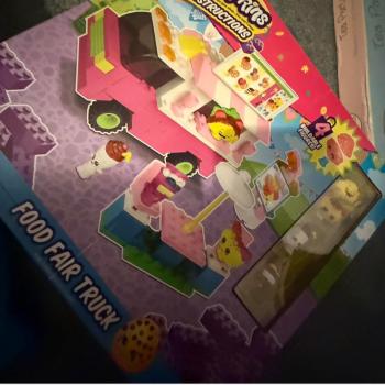 shopkins food fair truck game 