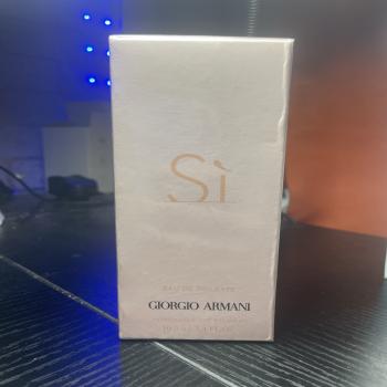 Si Armani 