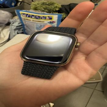 Apple Watch Series 9, gold