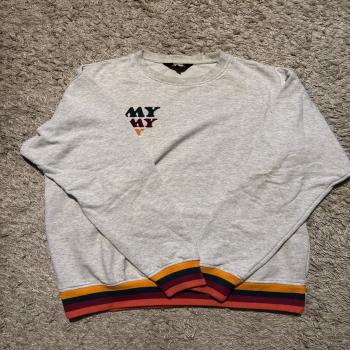 Gray sweatshirt GRMY