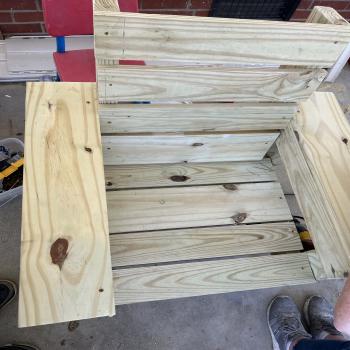 wooden chairs 
