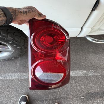 right side tail light assembly