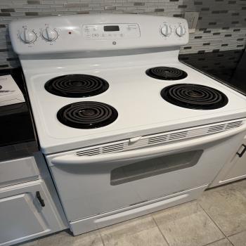 GE stove.fridge.dishwasher