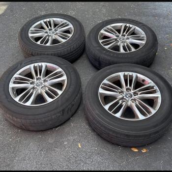 Toyota tires/rims 17in