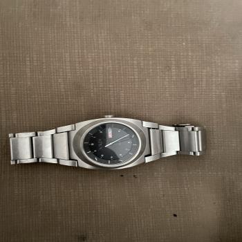 Nixon watch 