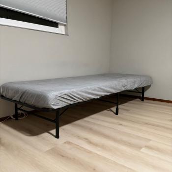 Single Bed 