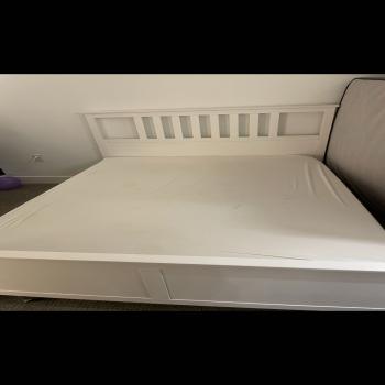  Bedframe queen Size from IKEA