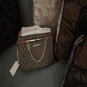 WOMENS PURSE