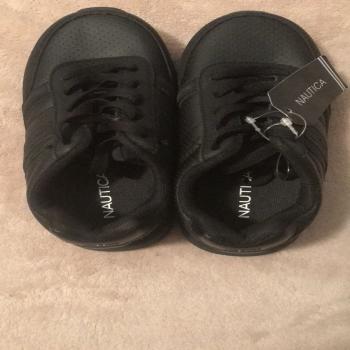 kids sneakers 