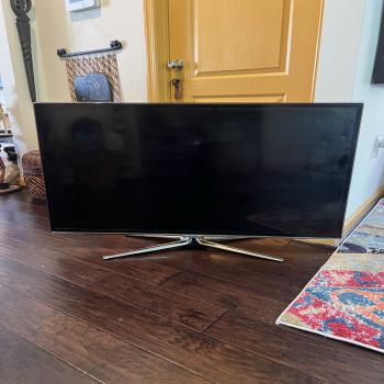 48” Samsung color TV