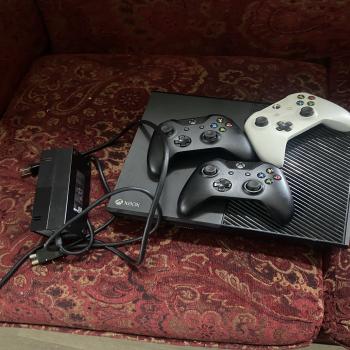 Xbox black