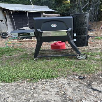 MasterBuilt Charcoal/Smoker
