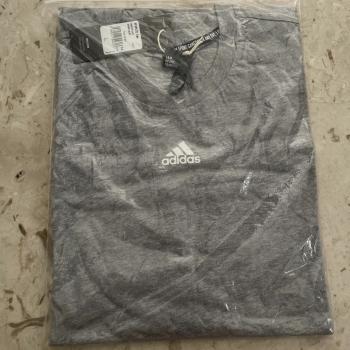 MUST HAVES 3-STRIPES